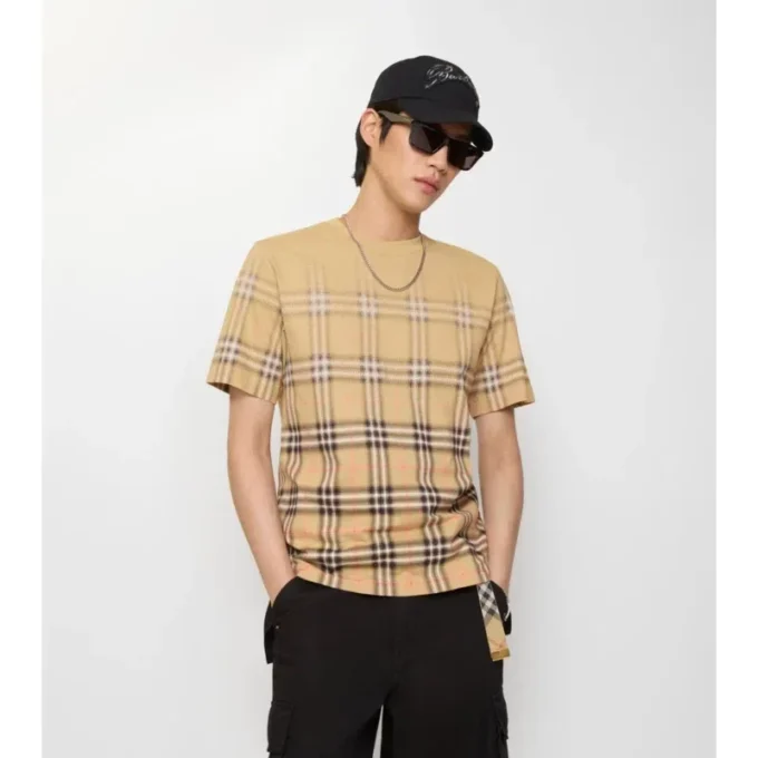 Bawełniany T-shirt w kratę z gradientem Bawełniany T-shirt w kratę z gradientem