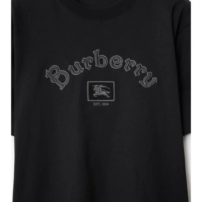 Bawełniany T-shirt z gotyckim logo Bawełniany T-shirt z gotyckim logo