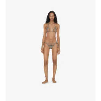 Bikini w trójkątne paski
