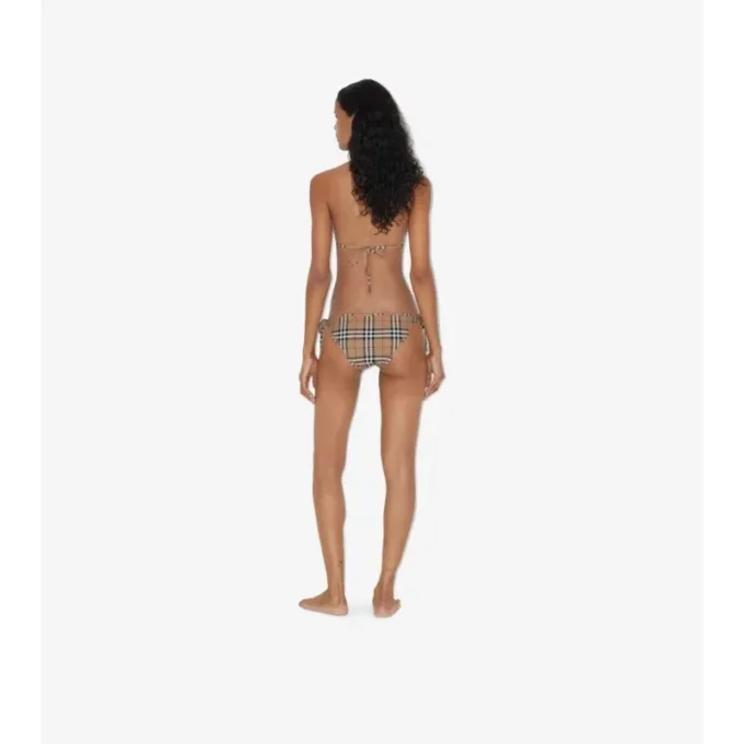 Bikini w trójkątne paski