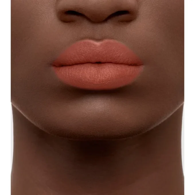 Burberry Brit Matte Lip Veil – English Oak nr 652