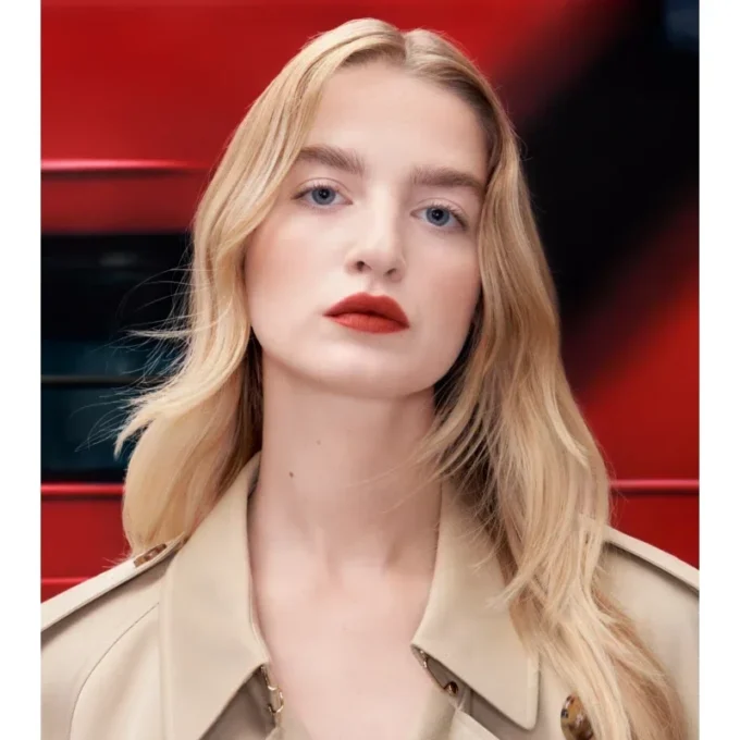 Burberry Brit Matte Lip Veil – British Rose nr 601