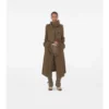 Długi Trench Coat z jedwabnym szalikiem Długi Trench Coat z jedwabnym szalikiem