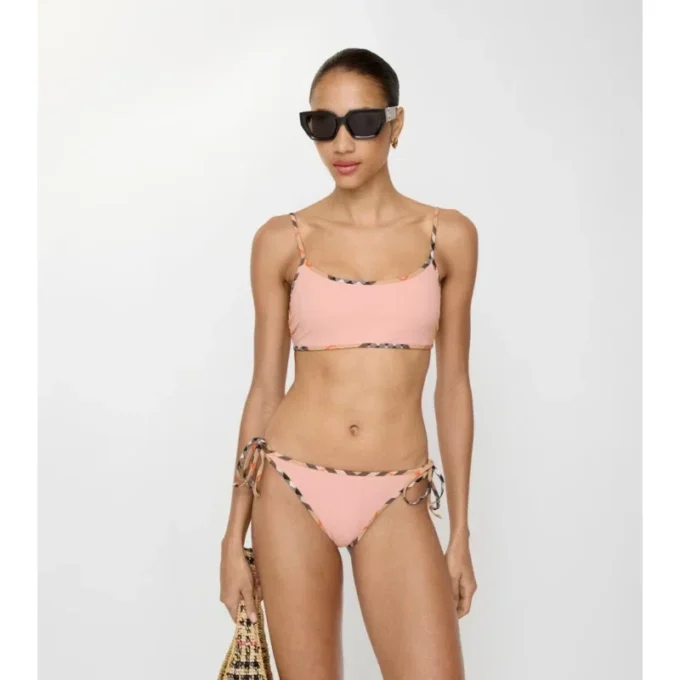 Figi bikini z wykończeniem w kratkę Figi bikini z wykończeniem w kratkę