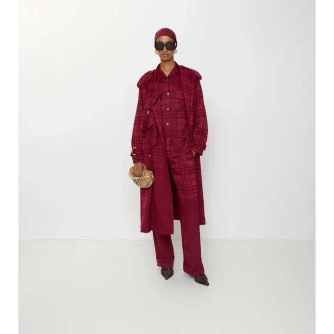 Jedwabny Trench Coat w kratę