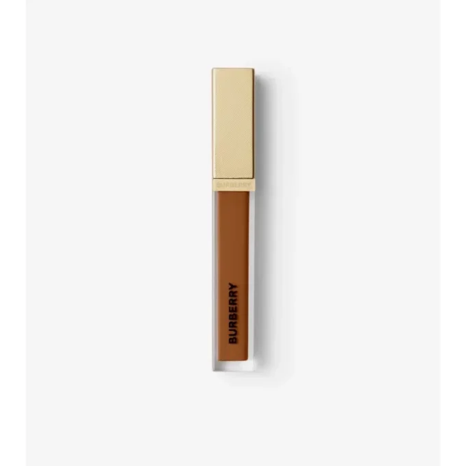 Korektor Beyond Wear Perfecting Concealer – 140 Deep Cool Korektor Beyond Wear Perfecting Concealer – 140 Deep Cool
