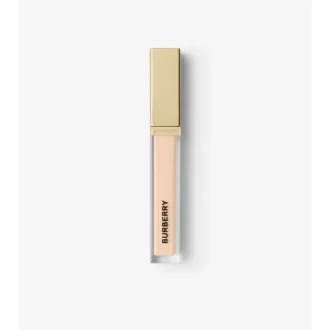Korektor Beyond Wear Perfecting Concealer – 20 Fair Cool