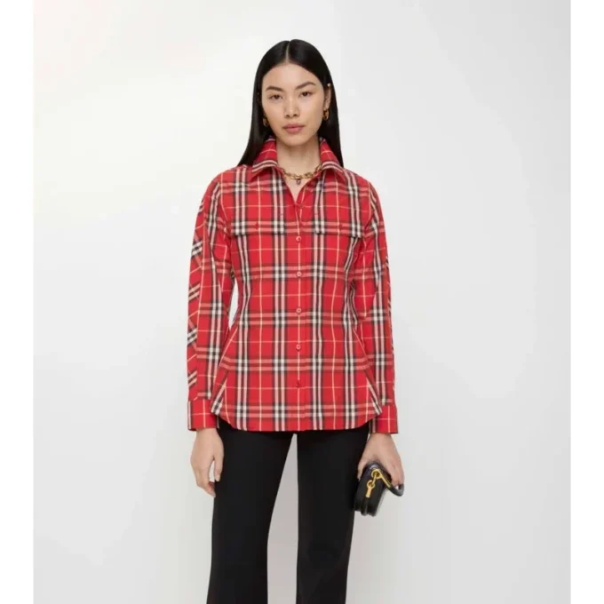 Koszula bawełniana w kratę o kroju slim fit