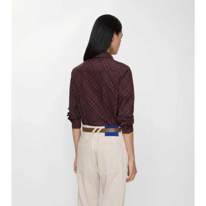 Koszula bawełniana w kratę o kroju slim fit