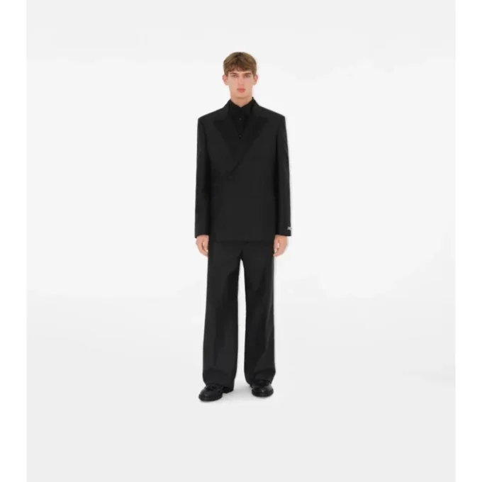Koszula smokingowa z bawełny i jedwabiu o kroju slim fit Koszula smokingowa z bawełny i jedwabiu o kroju slim fit