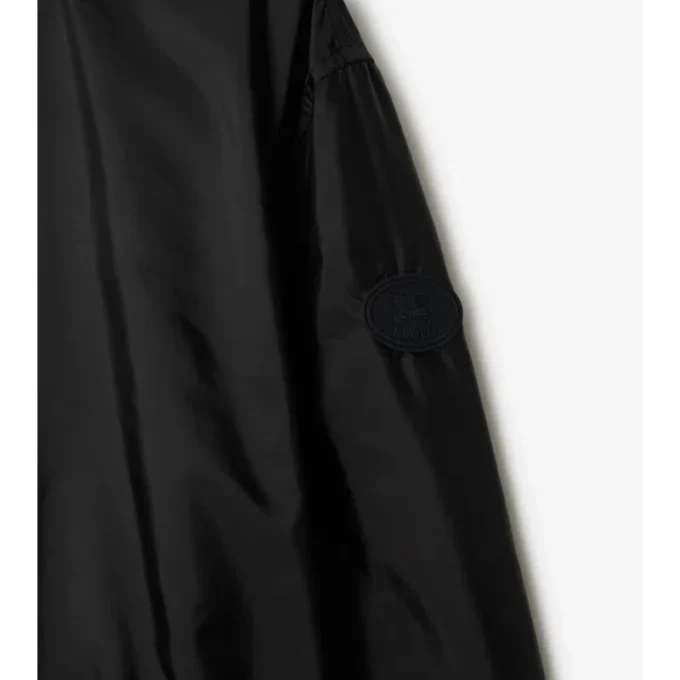 Krótka nylonowa kurtka typu parka w kratkę Krótka nylonowa kurtka typu parka w kratkę