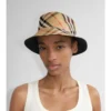 Odwracalny kapelusz typu bucket z Gabardine Odwracalny kapelusz typu bucket z Gabardine