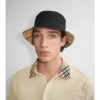 Odwracalny kapelusz typu bucket z Gabardine Odwracalny kapelusz typu bucket z Gabardine