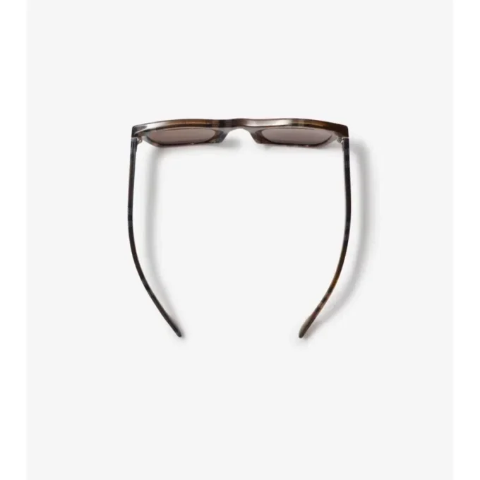 Okulary przeciwsłoneczne w kratkę Okulary przeciwsłoneczne w kratkę