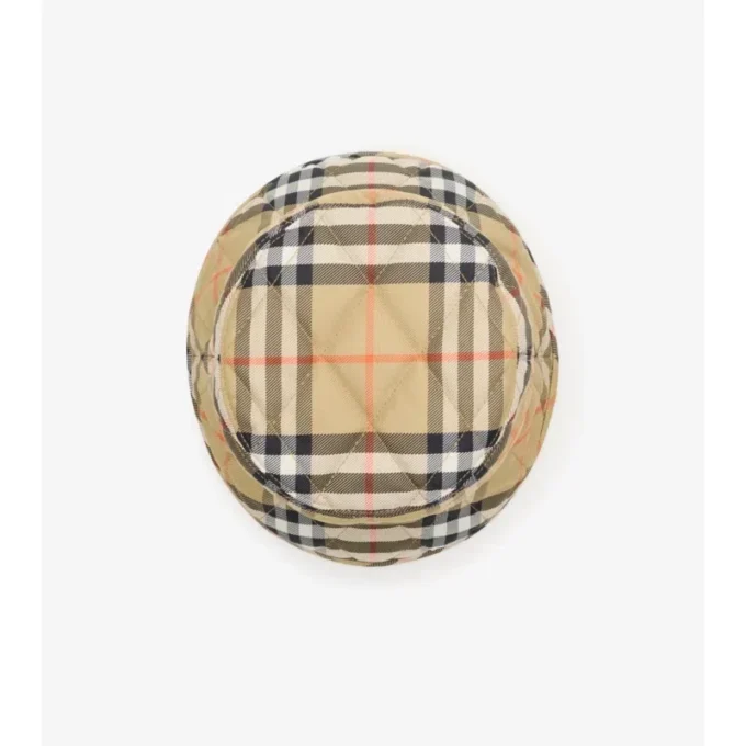 Pikowana czapka typu bucket w kształcie podkowy Pikowana czapka typu bucket w kształcie podkowy