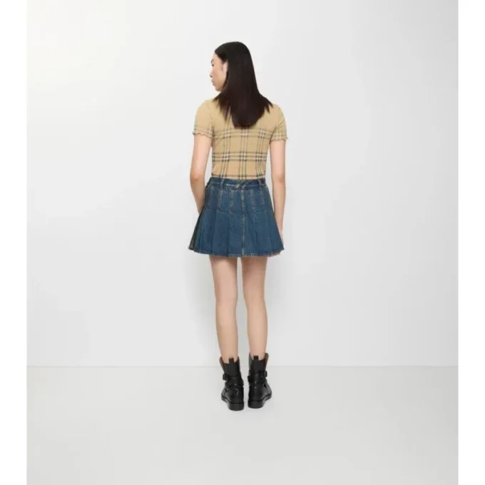 Plisowana mini spódniczka z jeansu