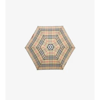 Składany parasol w kratkę