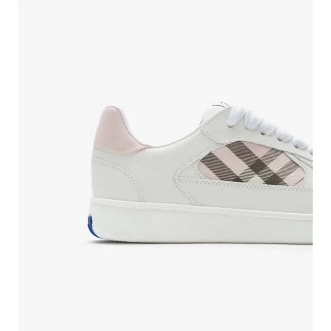 Skórzane Sneakersy z wzorem w kratkę Skórzane Sneakersy z wzorem w kratkę