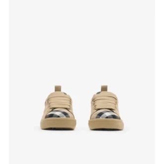 Sneakersy w kratę Sneakersy w kratę