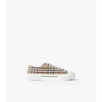 Sneakersy w kratkę