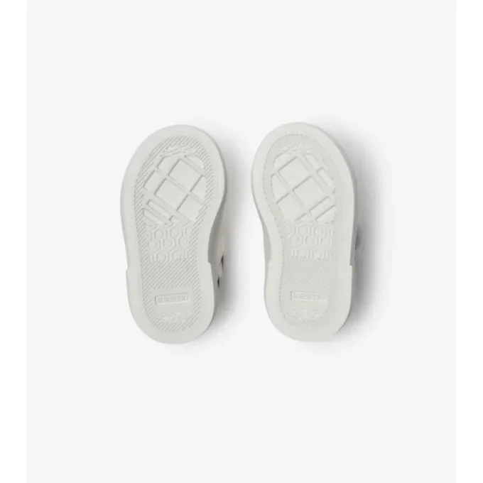 Sneakersy w kratkę i ze skóry Sneakersy w kratkę i ze skóry