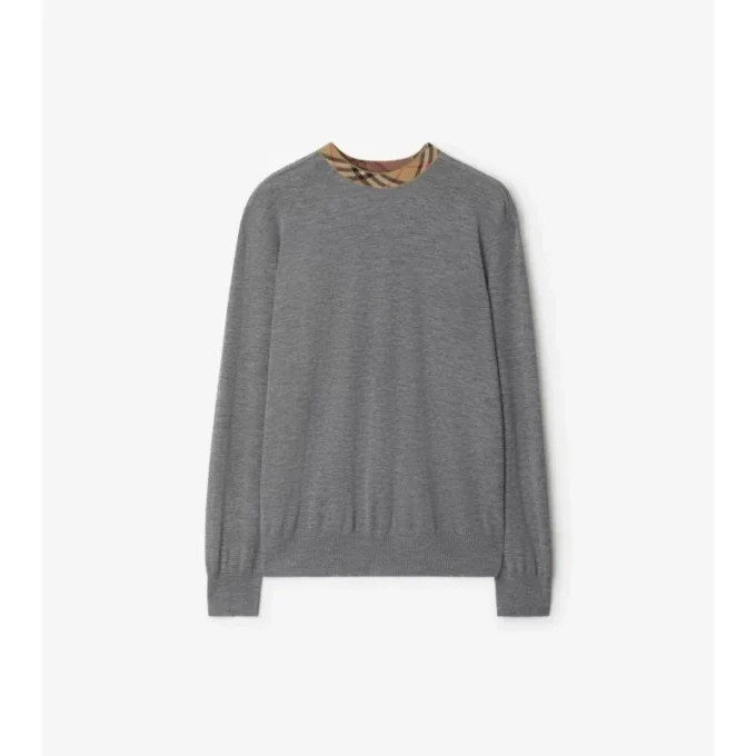 Sweter wełniany w kratę
