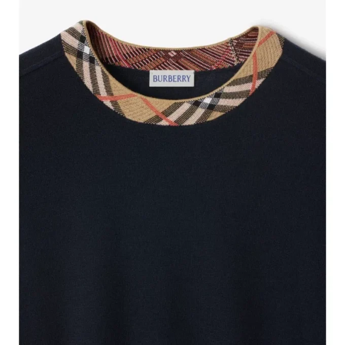 Sweter wełniany w kratę