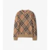 Sweter z mieszanki wełny i moheru w kratę