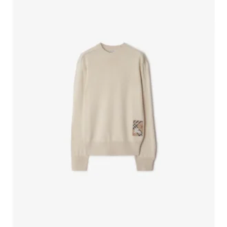 Sweter z wełny z metką