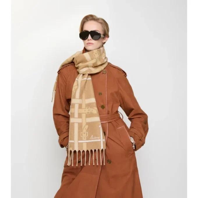 Szalik z kaszmiru w kratę Belt Check Szalik z kaszmiru w kratę Belt Check