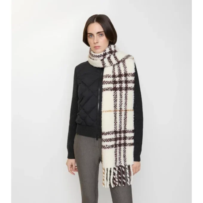 Szalik z mieszanki wełny alpaki w kratę Szalik z mieszanki wełny alpaki w kratę