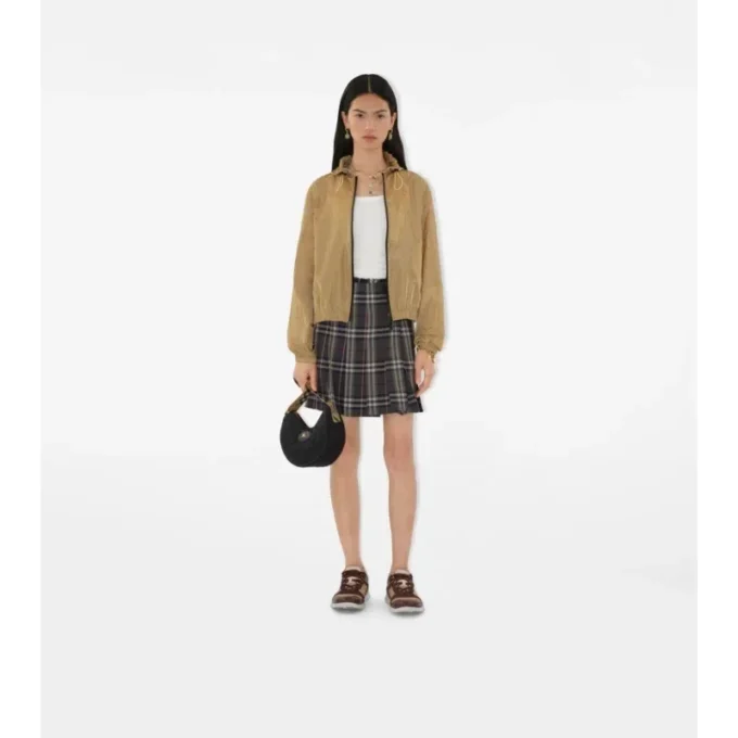 Torebka crossbody w kształcie podkowy Torebka crossbody w kształcie podkowy