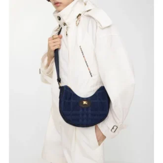 Torebka crossbody w kształcie podkowy