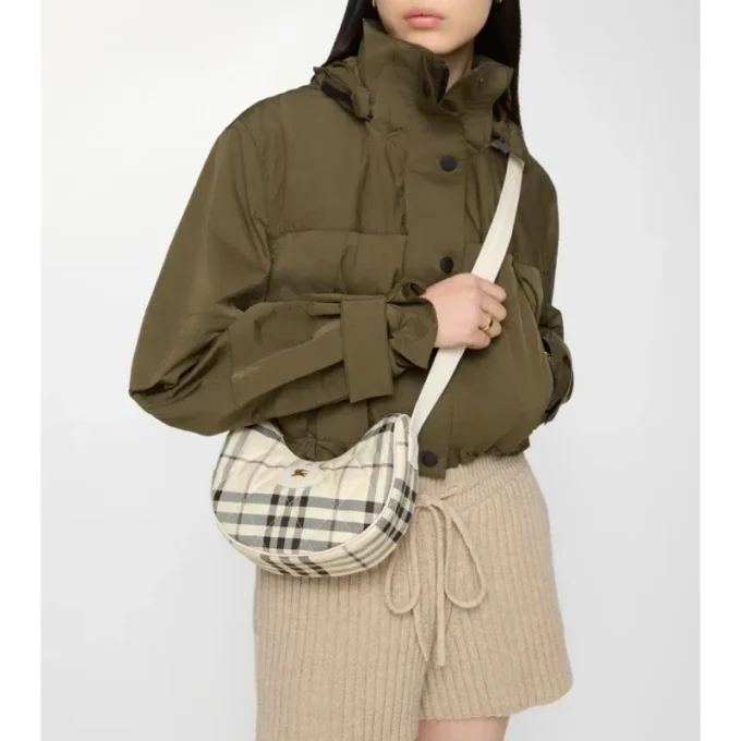 Torebka crossbody w kształcie podkowy