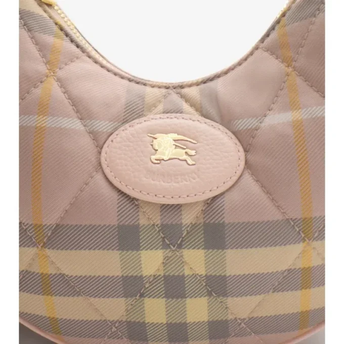Torebka crossbody w kształcie podkowy Torebka crossbody w kształcie podkowy