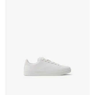 Treningi z tłoczonej skóry w kratkę w Sneakersach