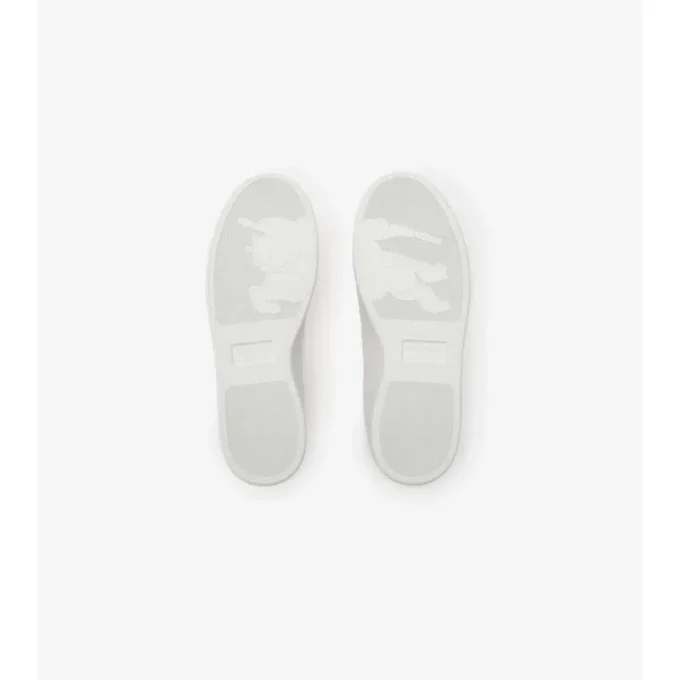 Treningi z wytłoczoną skórą w kratkę w Sneakersach Treningi z wytłoczoną skórą w kratkę w Sneakersach