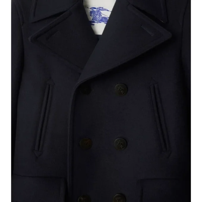 Wełniany płaszcz typu pea coat